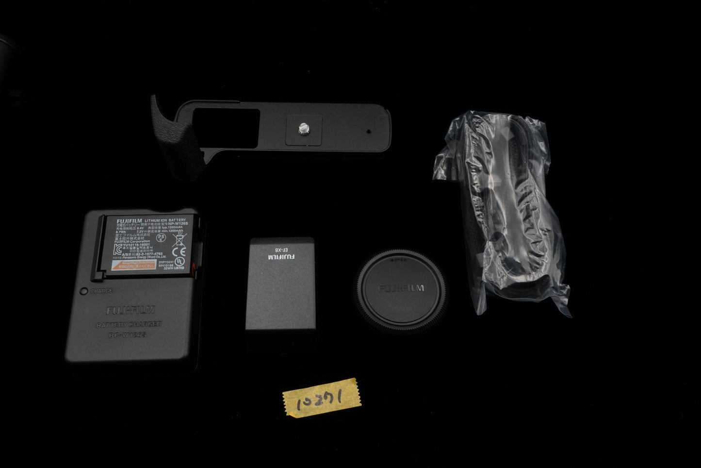 Count 1 [US Duty Paid] Fujifilm X-T3 Mirrorless Digital Camera Black 10271