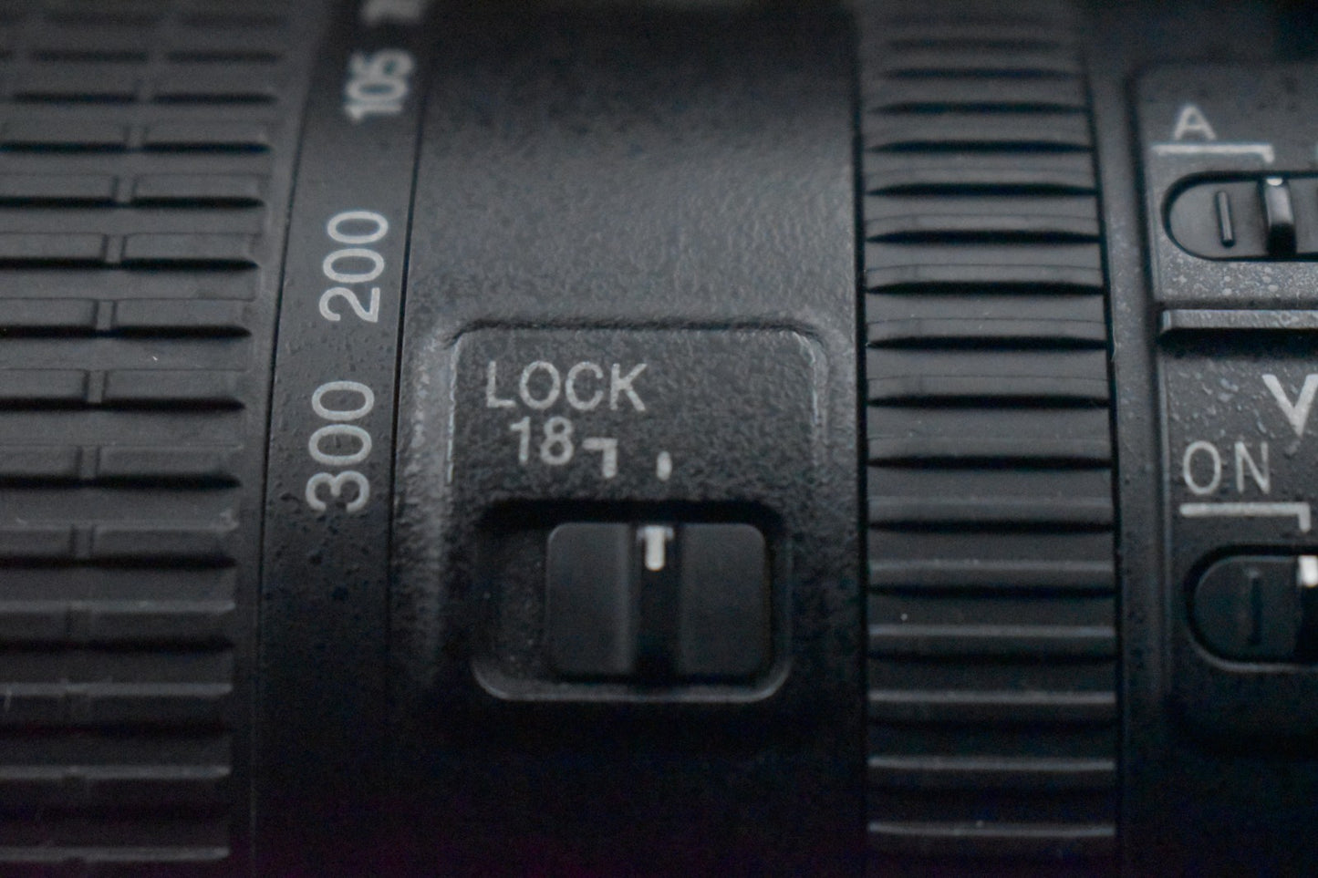 [US Duty Paid] Nikon AF-S DX NIKKOR 18-300mm f/3.5-5.6 G ED VR F Mount 8985