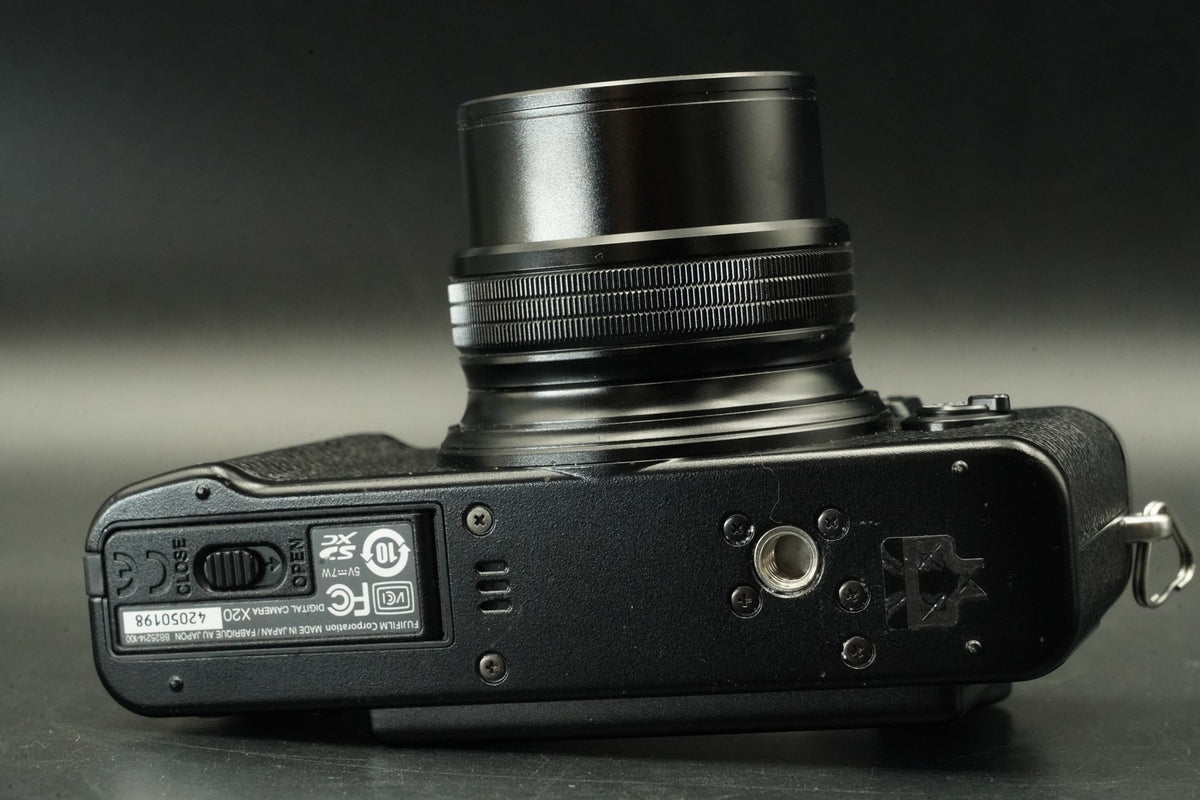Fujifilm Fuji X Series X20 12.0MP Digital Camera Black US STOCK #12342
