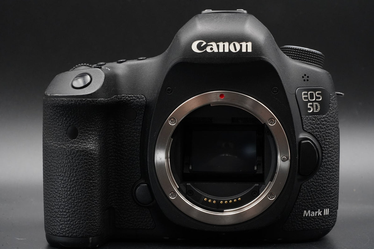 Canon EOS 5D Mark III Digital Full Frame Camera DSLR Body US STOCK #10943