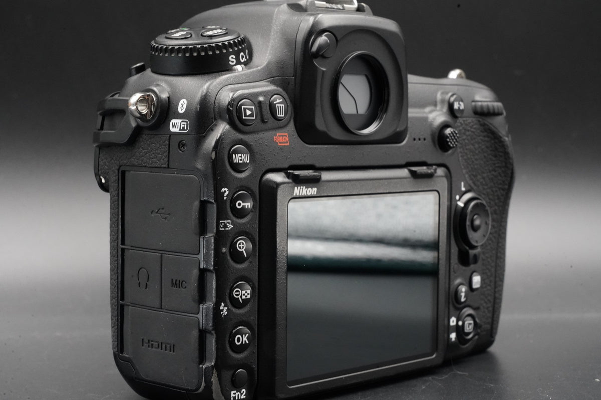 Nikon D500 20.9MP Digital SLR Camera Body US STOCK #10950