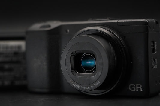 RICOH GR 16.2MP Digital Compact Camera Black JAPAN #12167