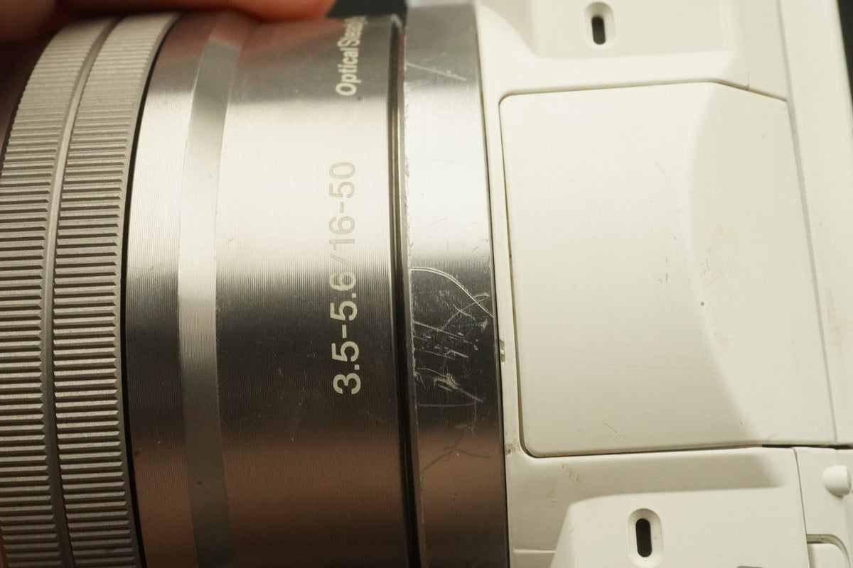 Sony a5100 Digital Camera White with 14-42mm + 55-210mm Lens -34090 cuts- #12365