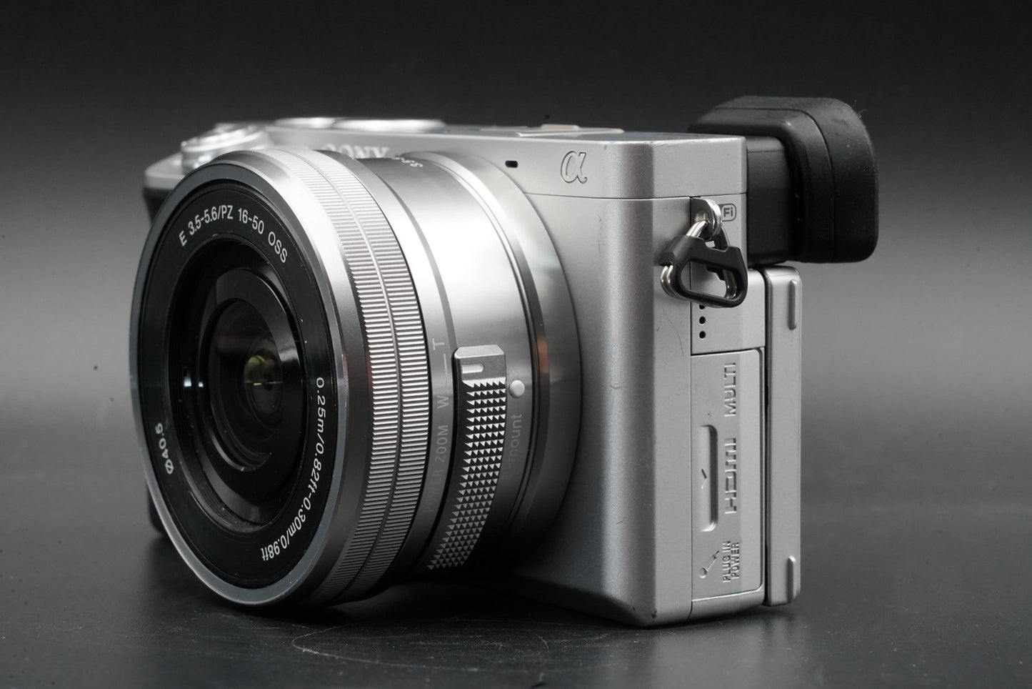 Sony Alpha A6400 Mirrorless Digital Camera with Lens Silver US Duty Paid 10733