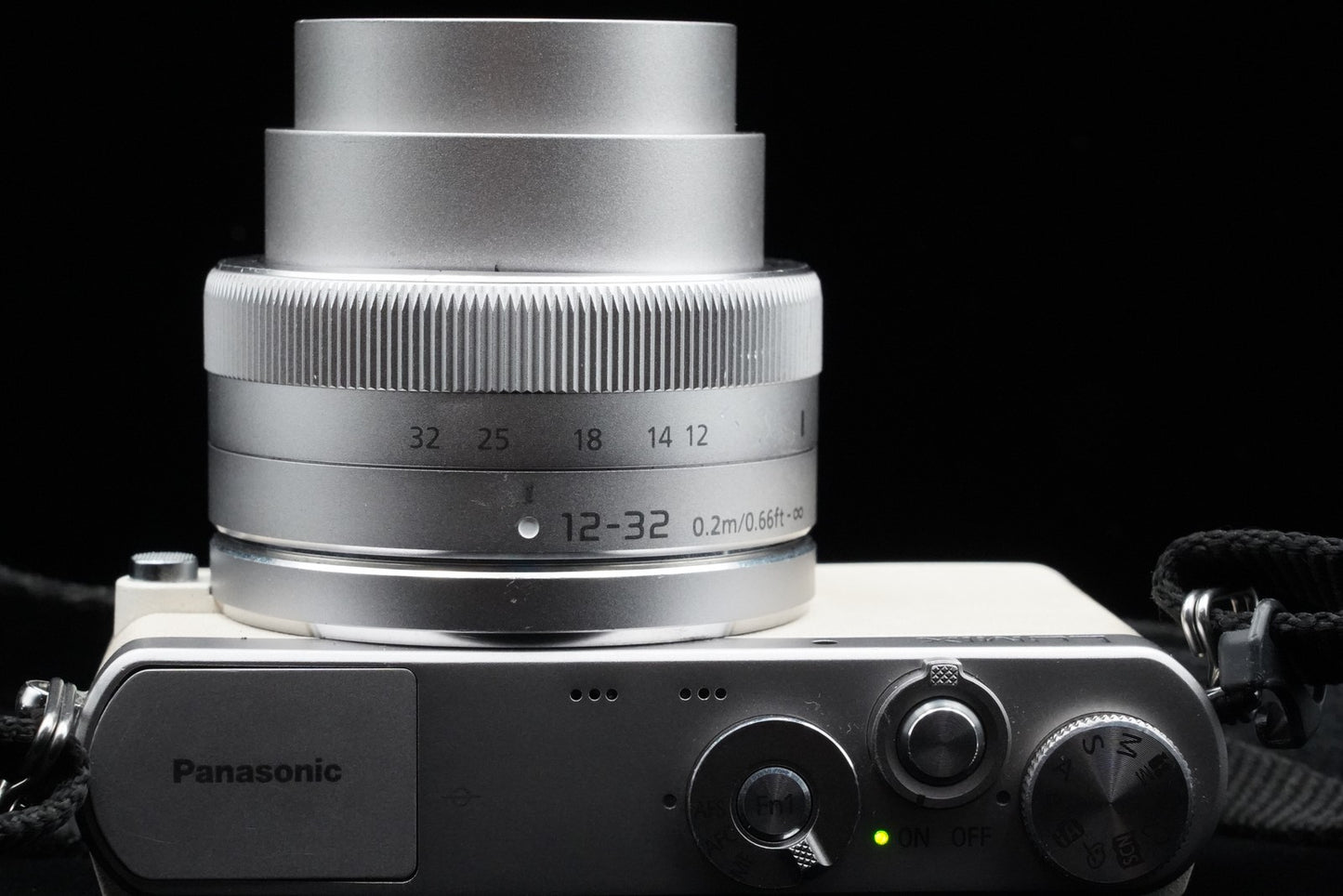 Panasonic LUMIX DMC-GM1 Digital Camera White US Duty Paid 10037