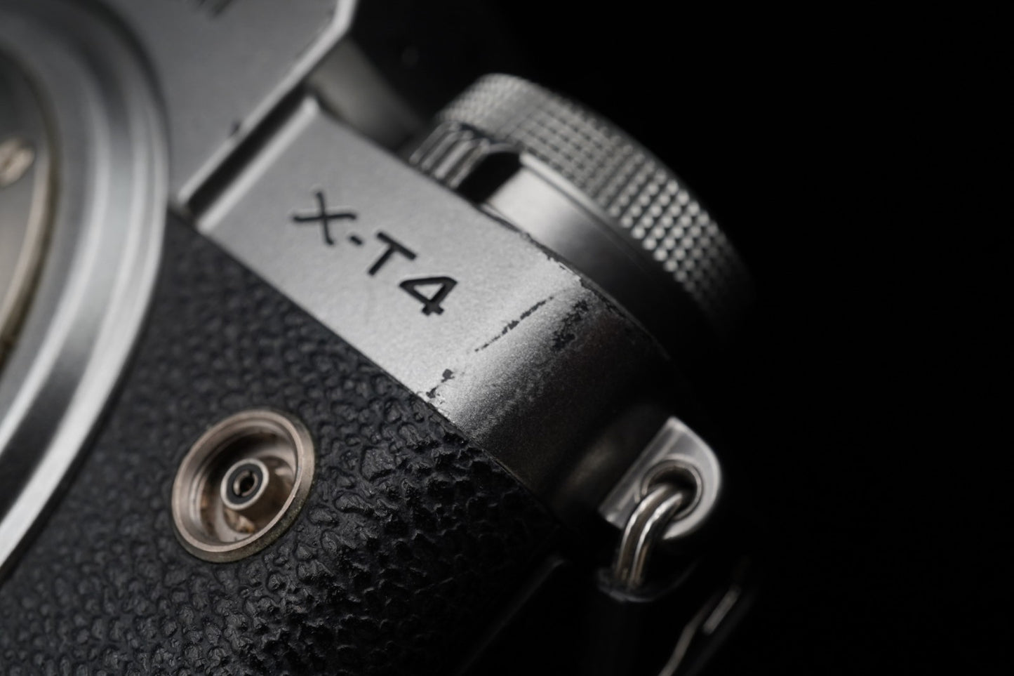 Fujifilm X-T4 26.1MP Mirrorless Digital Camera Body Silver US Duty Paid 9792