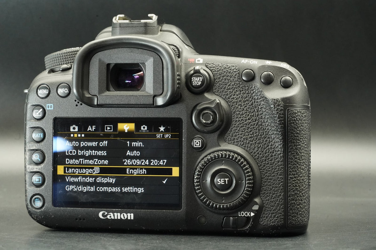 Canon EOS 7D Mark II DSLR Digital SLR Video Camera Used #12397