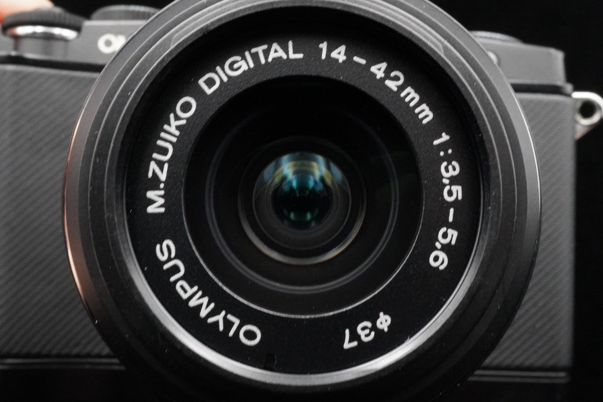 Olympus OM-D E-M5 Mirrorless Digital Camera with Lens Black US STOCK #10481