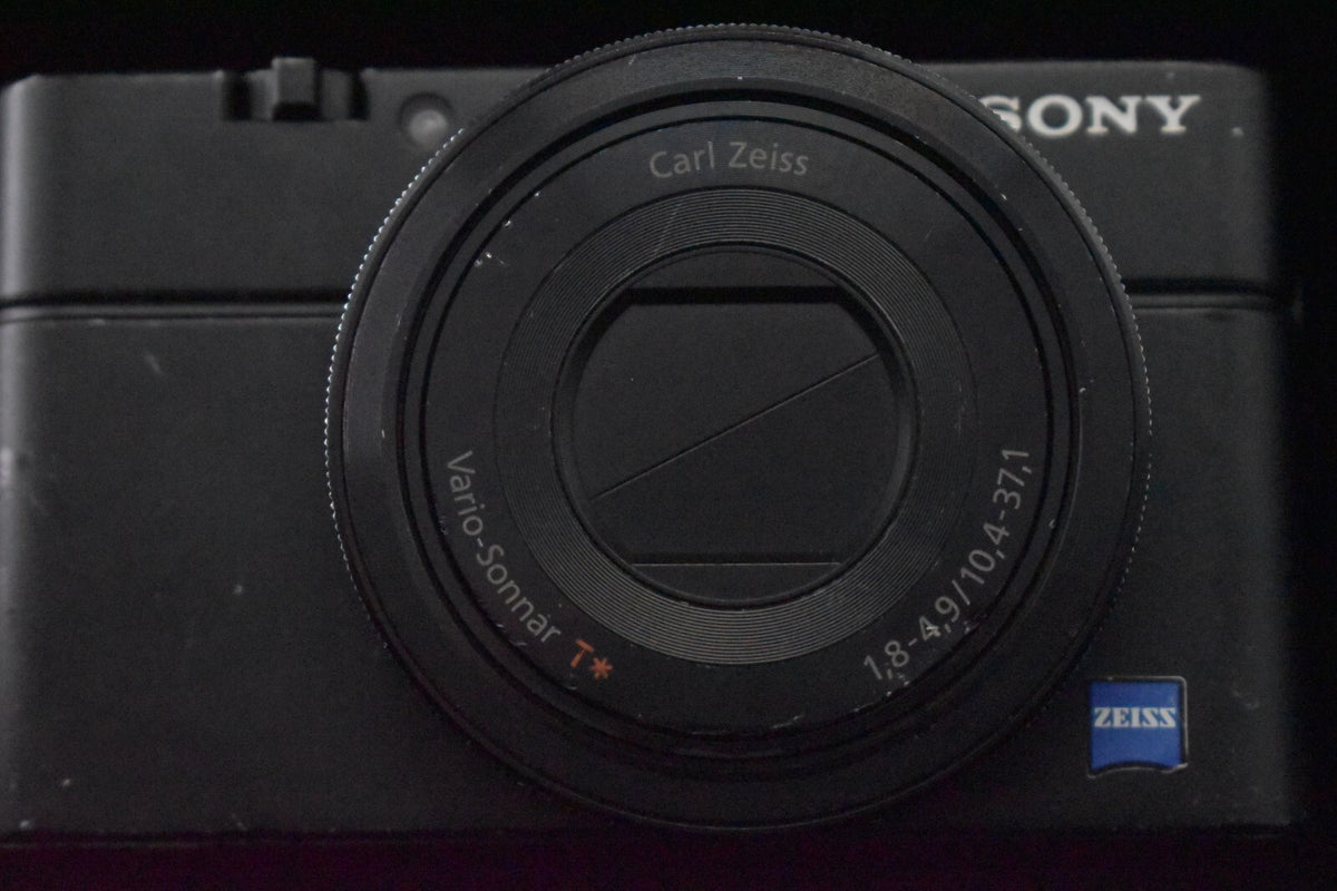 Appareil photo numérique 20,2 mégapixels Sony Cyber-Shot DSC-RX100 ANGLAIS...