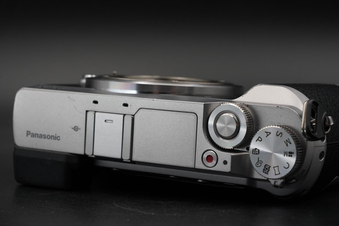 Panasonic LUMIX DMC-GX7MK2 GX85 GX80 16.0MP Silver US Duty Paid 11012