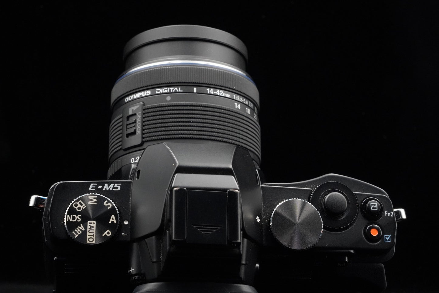 Olympus OM-D E-M5 Mirrorless Digital Camera with Lens Black US Duty Paid 10048