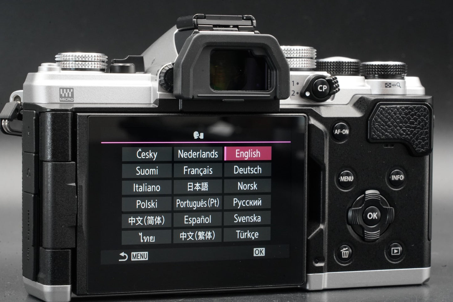 113 cuts!! OM SYSTEM OM-3 Mirrorless Camera Silver 11408