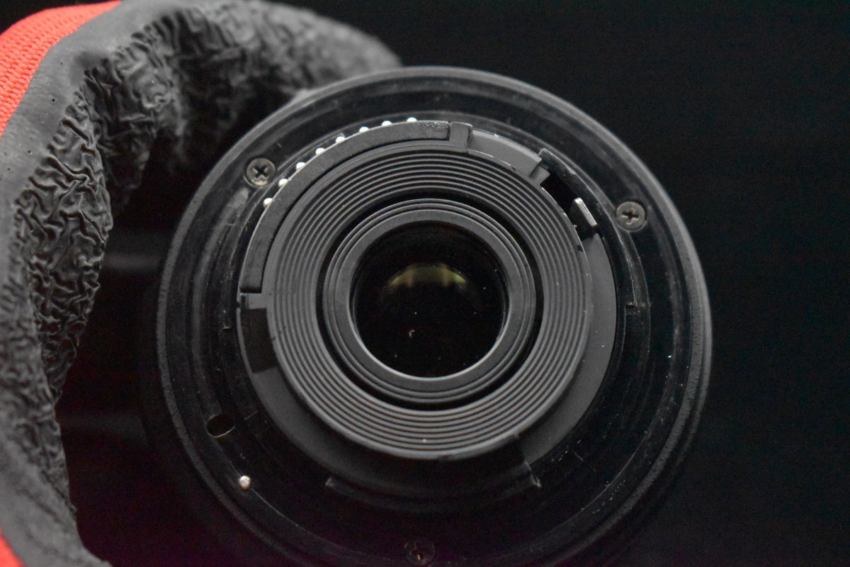 [US DUTY PAY] Appareil photo reflex numérique Nikon D5600 avec kit...