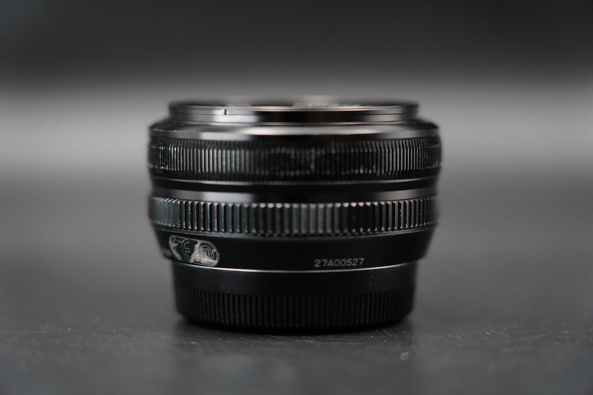 Fujifilm XF 18mm f/2 R Fujinon Super EBC Lens From JAPAN #11370