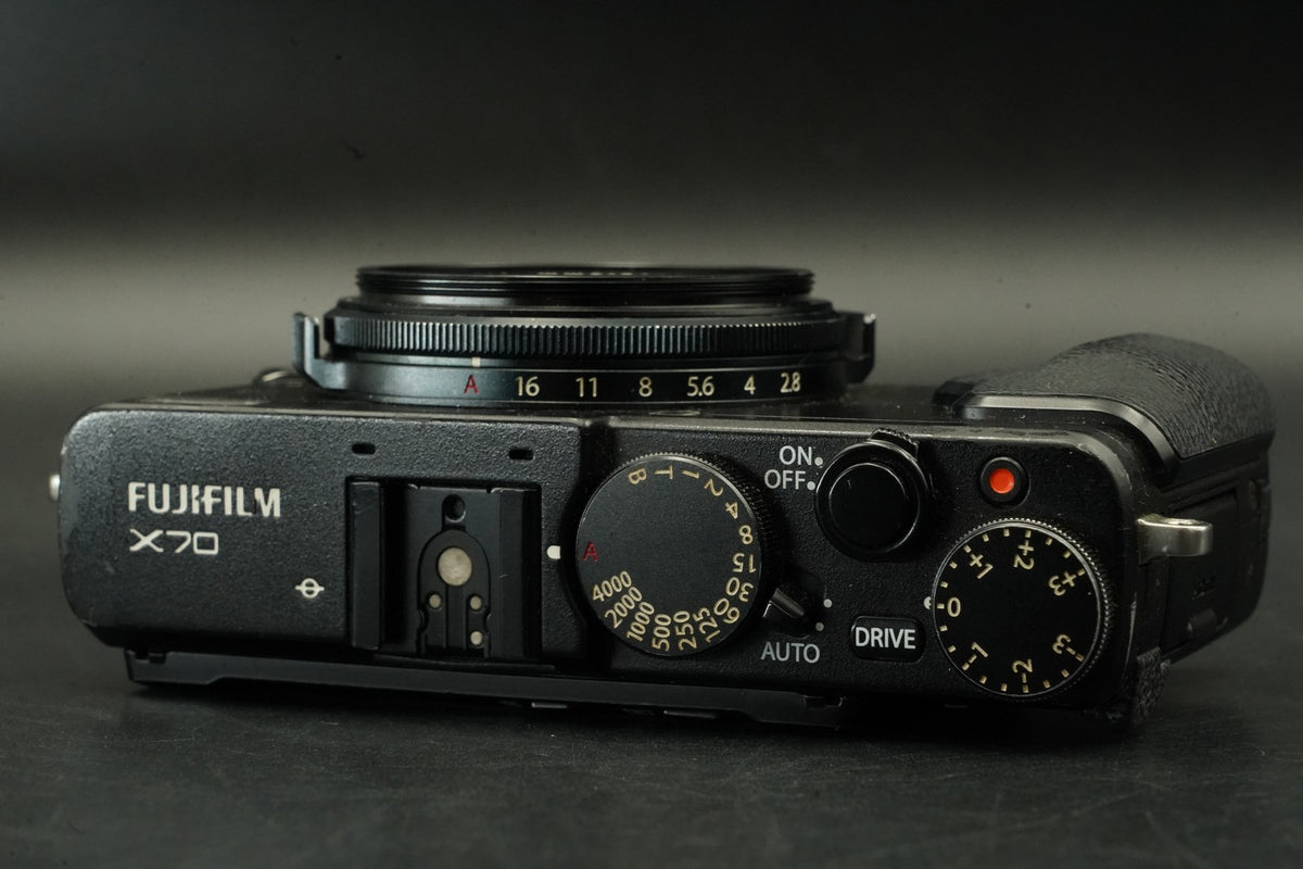 Fujifilm Fuji X70 X 70 Black 16.3MP Digital Camera #11988