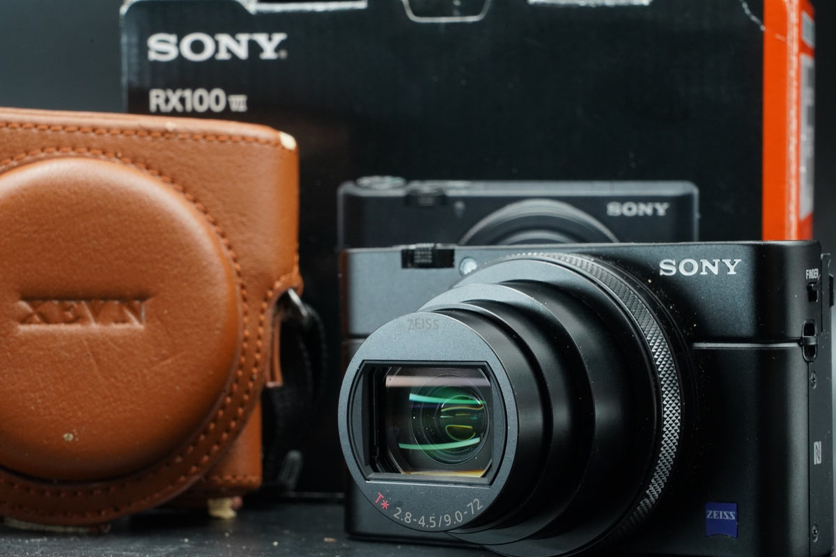 Sony Cyber-Shot DSC-RX100M7G VII Mark 7 Digital Camera ALMOST UNUSED #11506