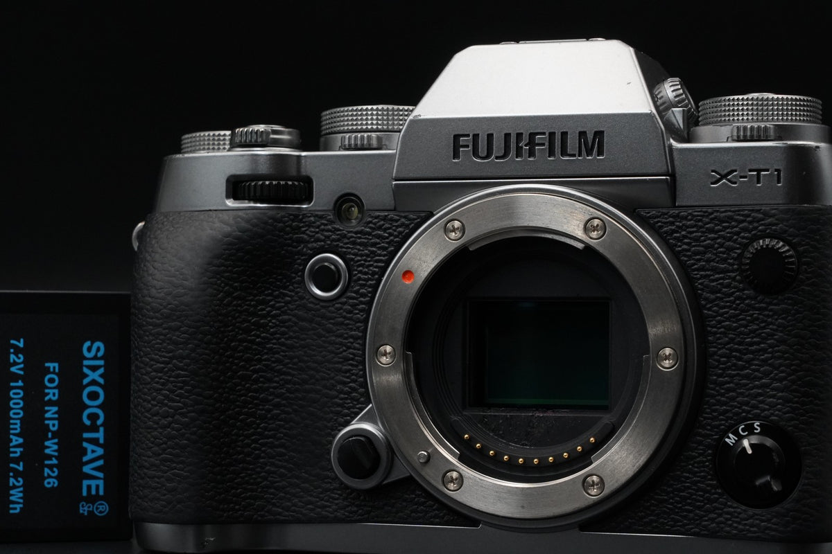 Fujifilm X-T1 16.3MP Mirrorless Digital Camera Black US STOCK #10571