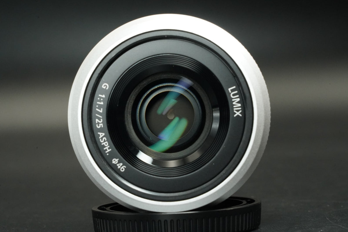Panasonic LUMIX DC-GF9 Orange 32mm Objektiv + 25mm f/1.7 Englisch OK!! #11587