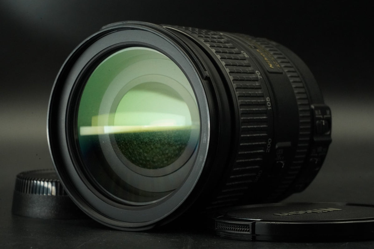 Nikon AF-S FX NIKKOR 28-300mm F/3.5-5.6G ED VR Zoom Lens #11910