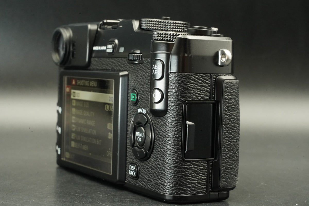 Fujifilm X-Pro1 Mirrorless Digital Camera Black US STOCK #12277