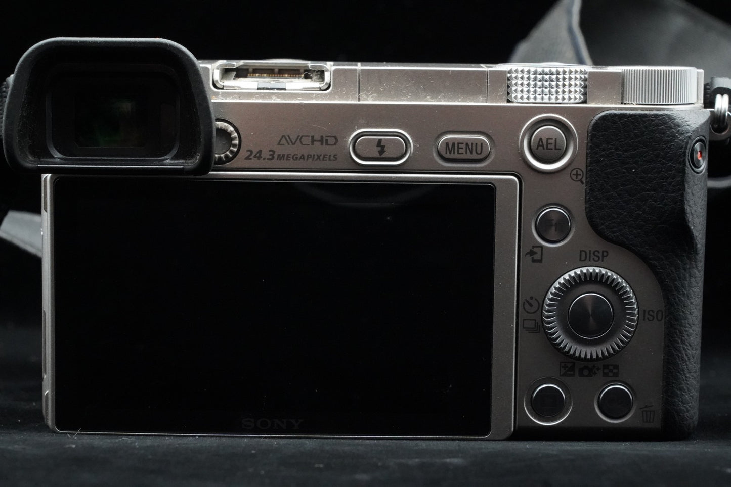 2 Lenses! [US DUTY PAID] Sony a6000 Digital Mirrorless Camera Silver 10371