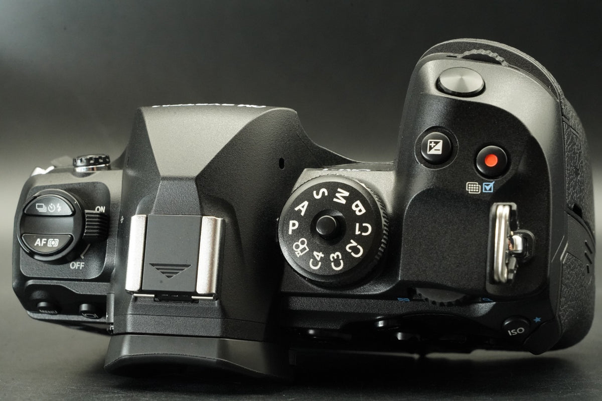 OM SYSTEM OM-1 Mark II Spiegellose Kamera -4777 Schnitte- #11922