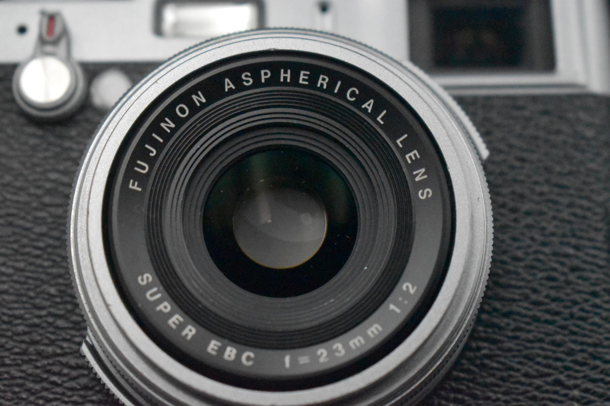 [US Duty Paid] Fujifilm X100 FinePix X Series 12.3MP Silver Digital Camera 8592