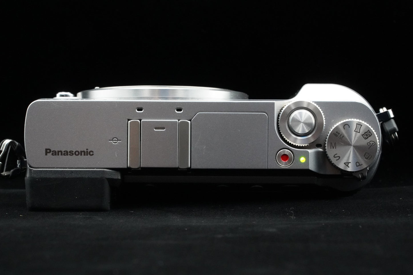 Panasonic LUMIX DMC-GX7MK2 GX85 GX80 16.0MP US Duty Paid 10177