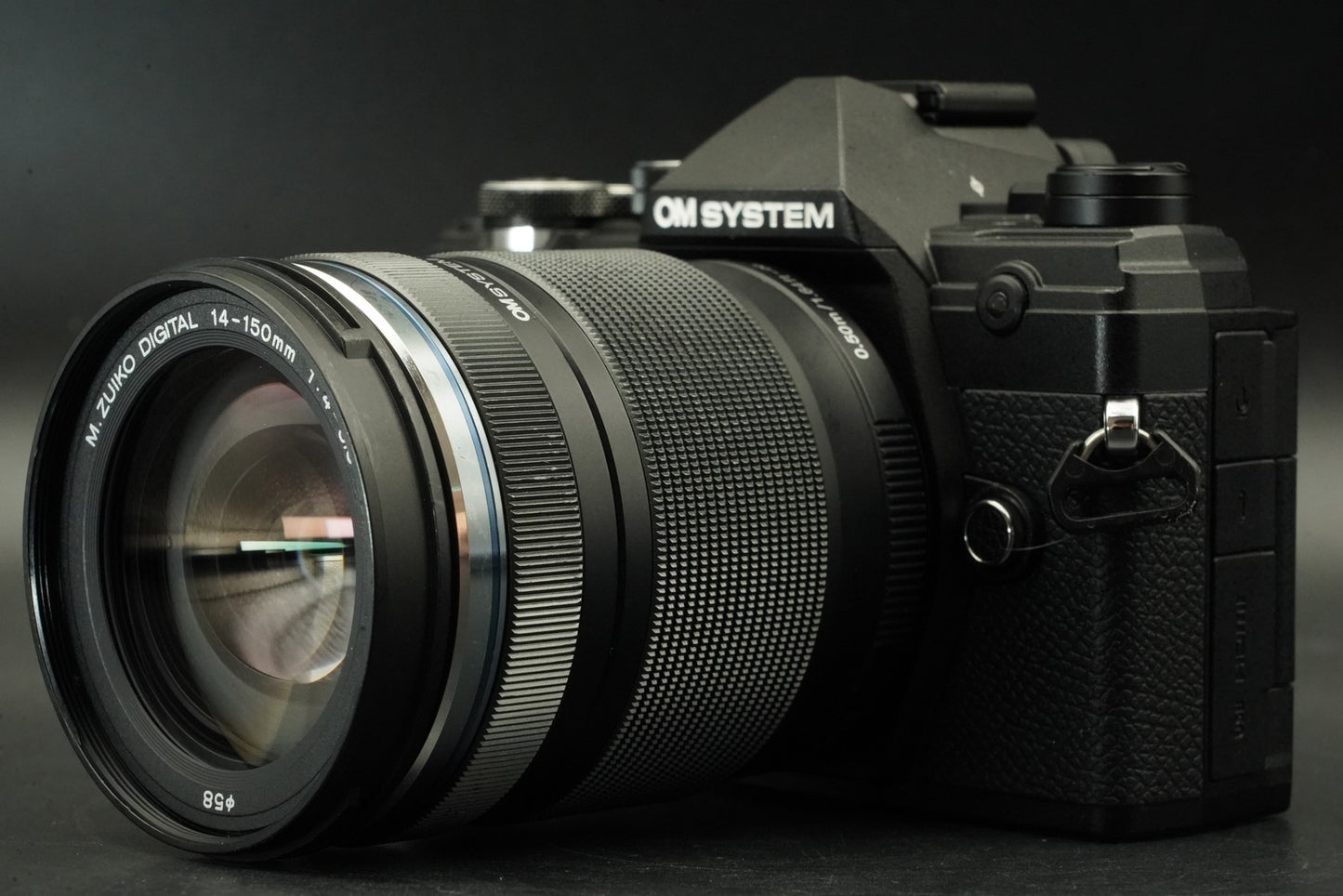 3439 cuts! OM SYSTEM OM-5 Black + 14-150mm F/4-5.6 II Lens Kit 11676
