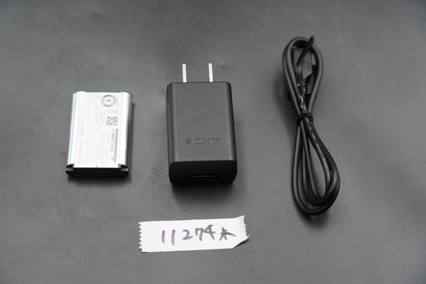 Sony Cyber-Shot DSC-RX100 IV M4 20.1MP 4K Digital Camera ALMOST UNUSED 11274