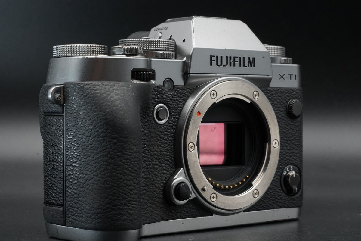 Fujifilm X-T1 16.3MP Mirrorless Digital Camera Black US STOCK #11267