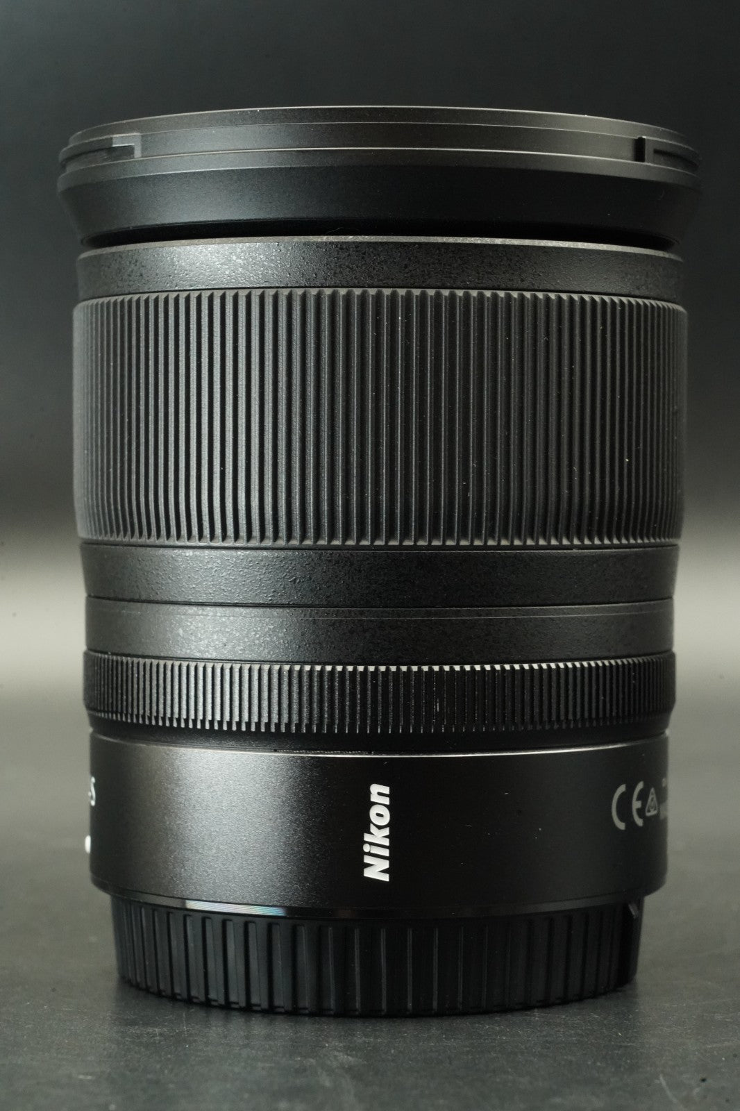 Nikon Nikkor Z 24-70 mm f/4 S obiettivo zoom standard full frame attacco Z...