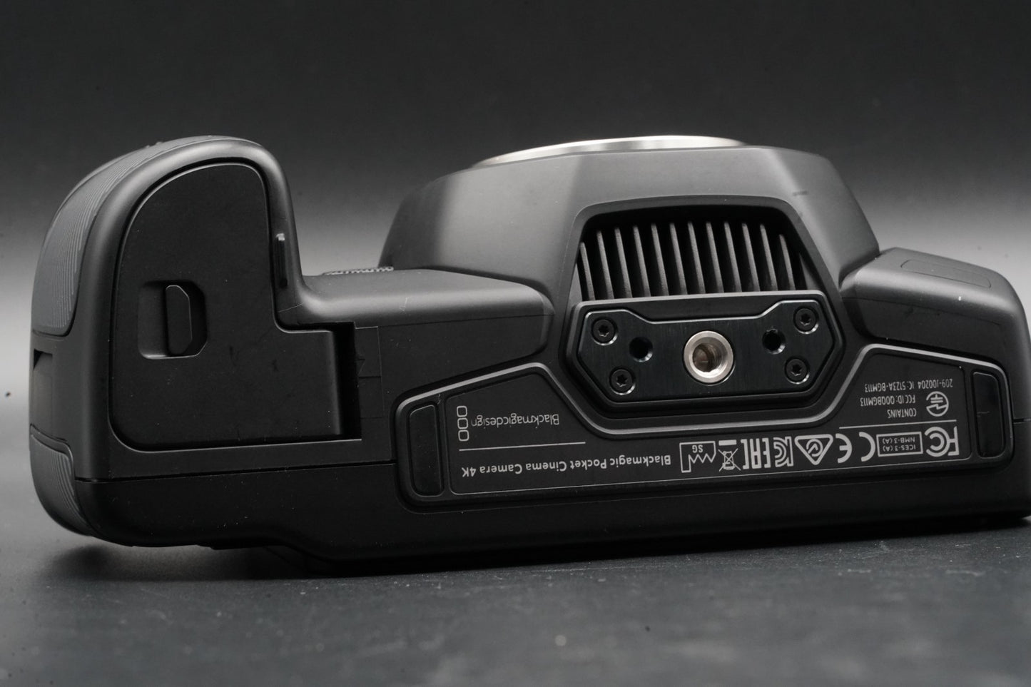 Blackmagic Design Pocket Cinema Camera 4K Camcorder BMPCC (M4/3 Mount) 10635