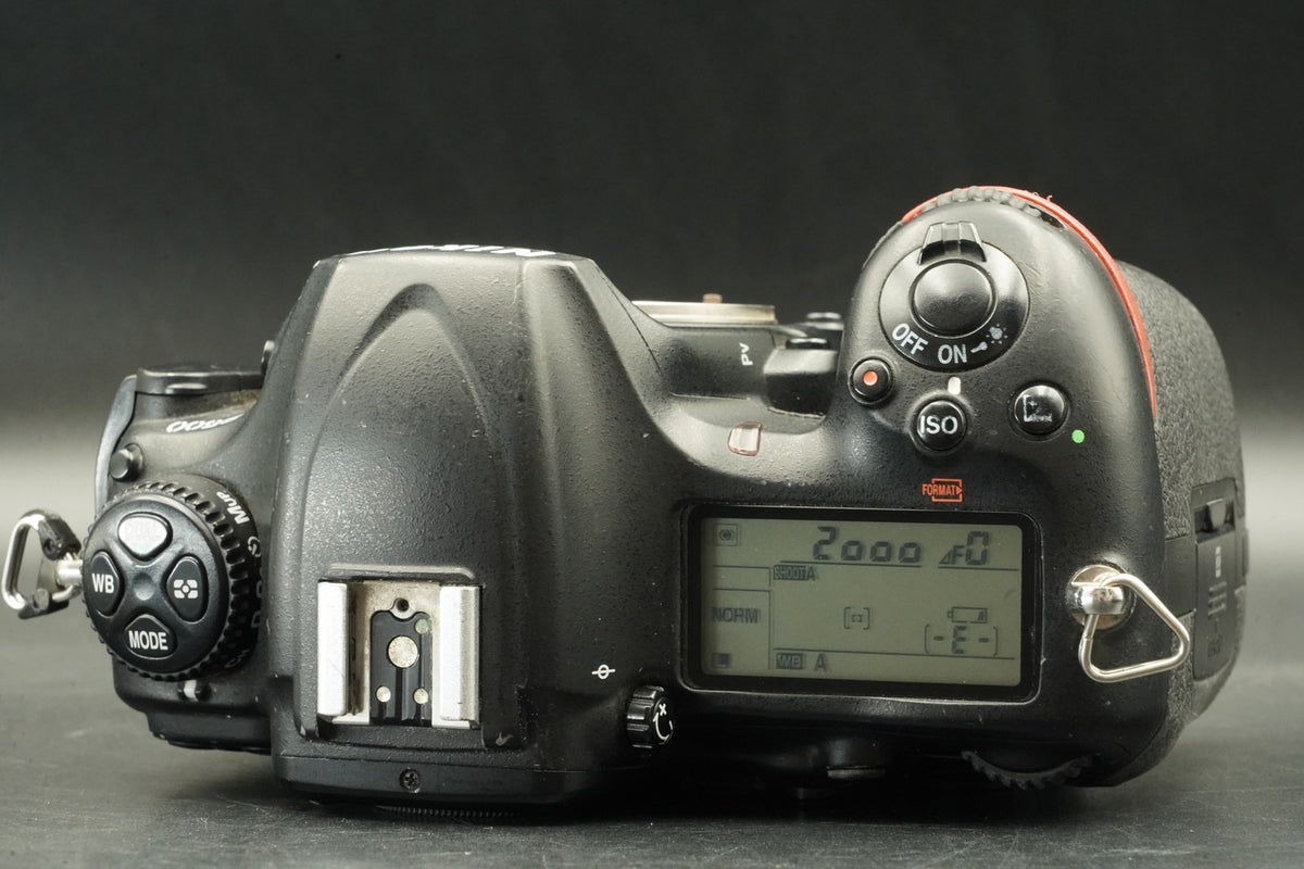 Nikon D500 20.9MP Digital SLR Camera Body -370K cuts- US STOCK #12639