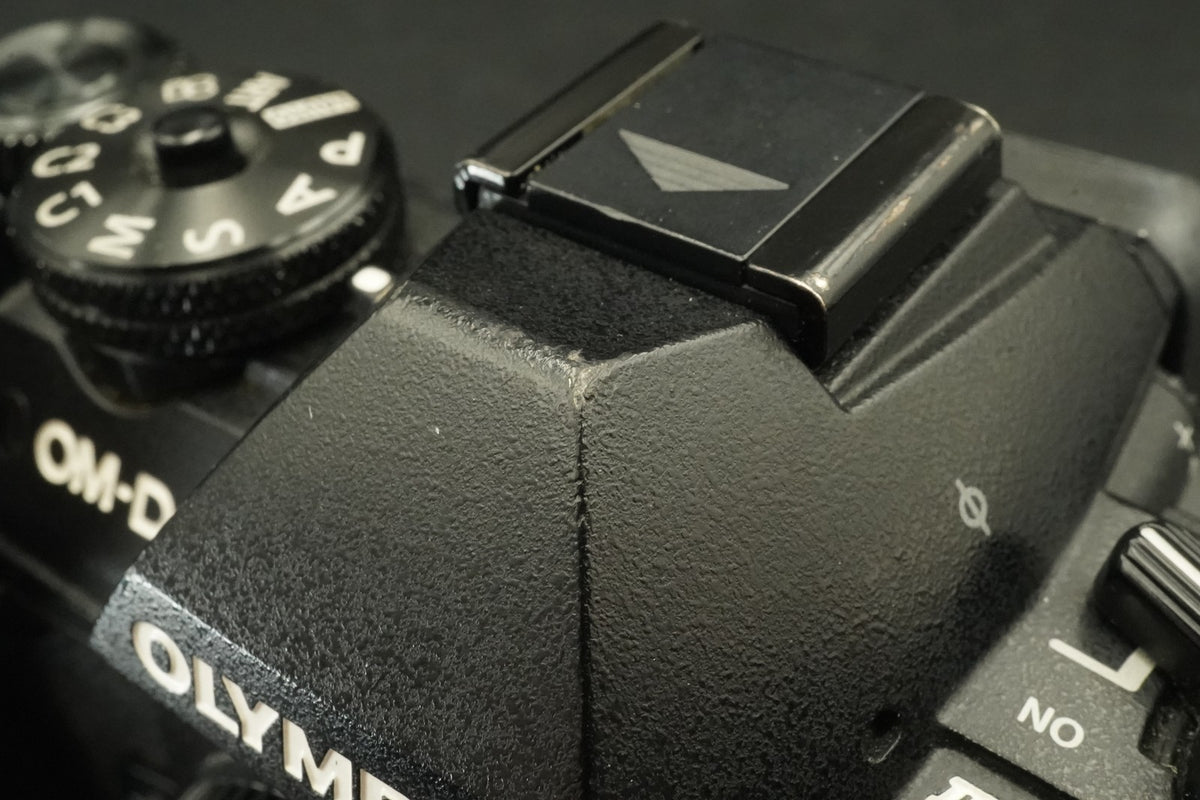 Olympus OM-D E-M1 Mark II Digital Camera Black Body JAPAN -75747 cut- #12033