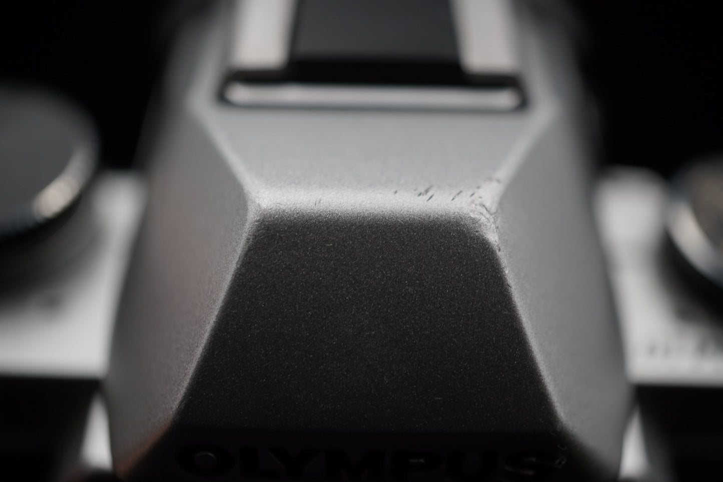Olympus OM-D E-M10 16.1MP Digital SLR Camera Silver Japan US Duty Paid 9806