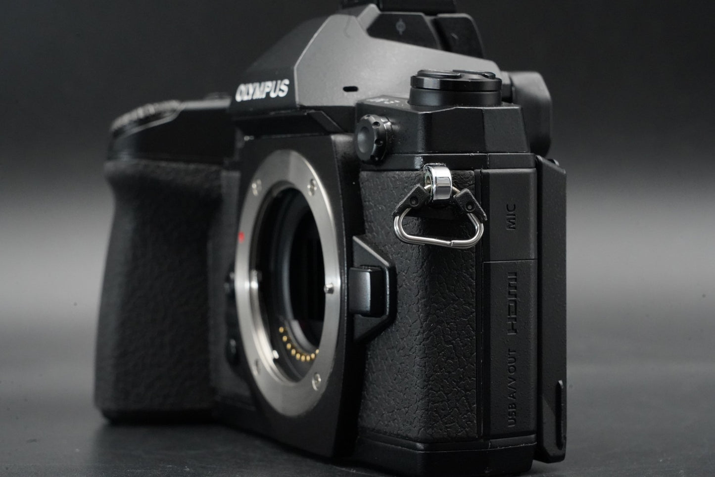 Olympus OM-D E-M1 Digital Camera Black Body From JAPAN US Duty Paid 10989