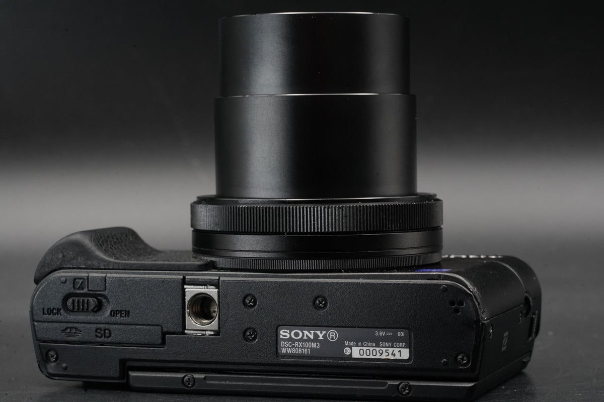 Sony Cyber-shot DSC-RX100 III M3 Point Shoot Digital Camera US STOCK #11398