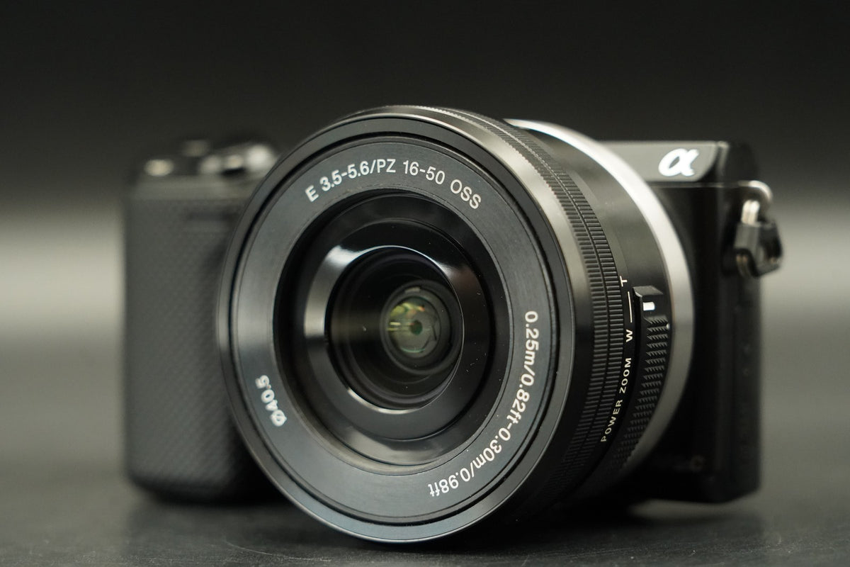 Sony Alpha NEX-5R Digital Camera Black 16-50mm Lens English OK -1226cut- #11953