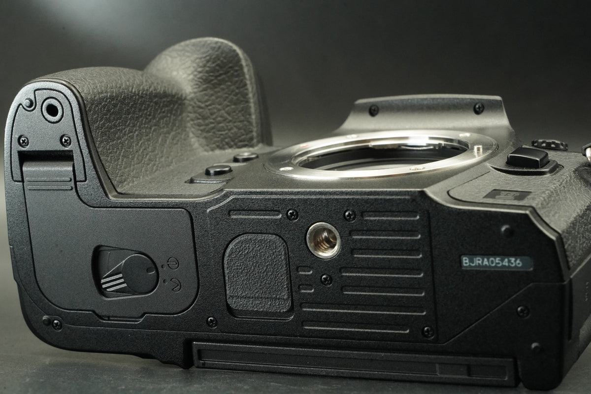 OM SYSTEM OM-1 Mark II Mirrorless Camera -4777 cuts- #11922