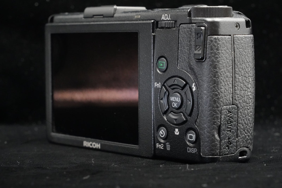 Ricoh GR Digital III 3 10.0MP Digital Camera JAPAN [] US STOCK #9530