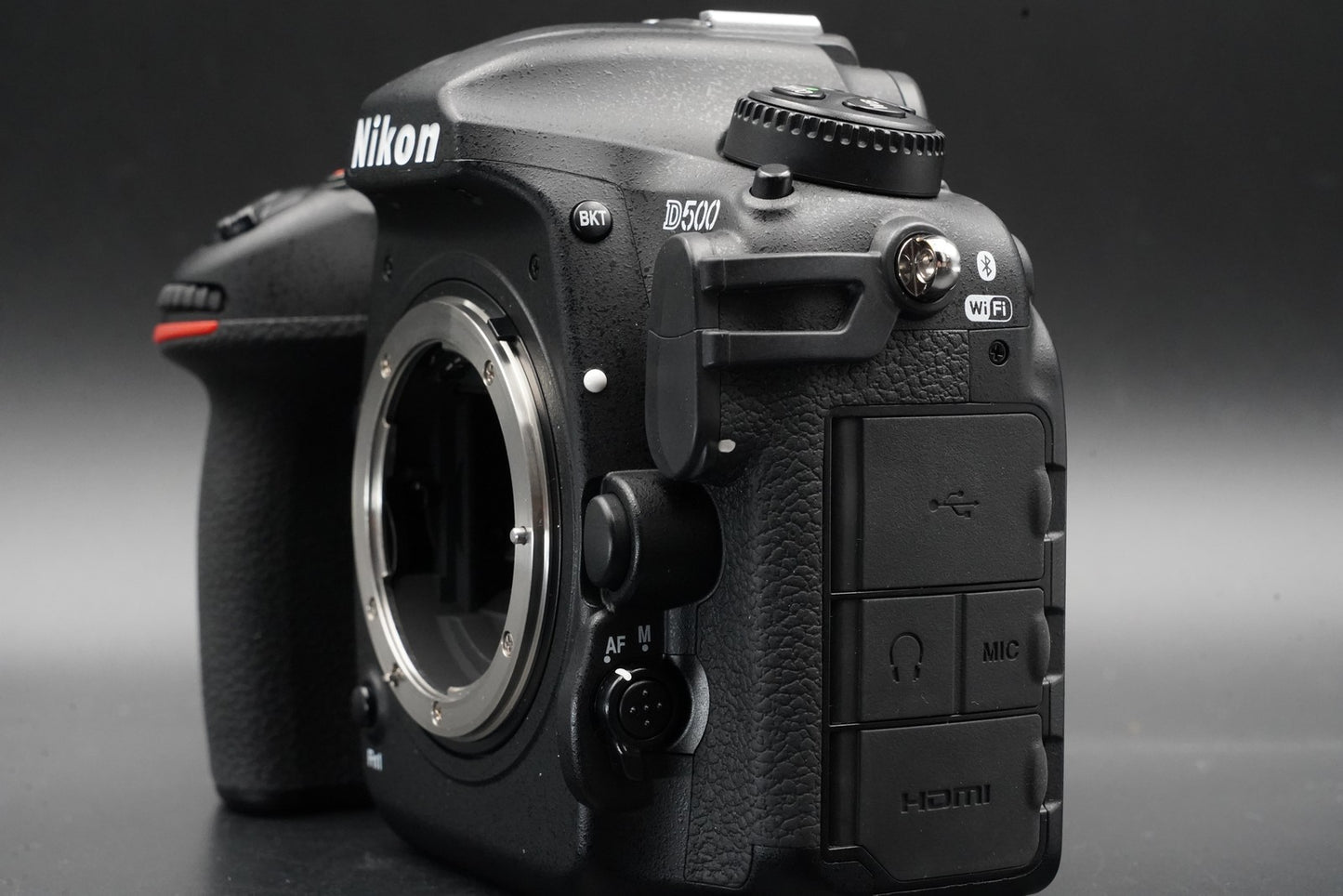 Nikon D500 20.9MP Digital SLR Camera Body US STOCK #10945