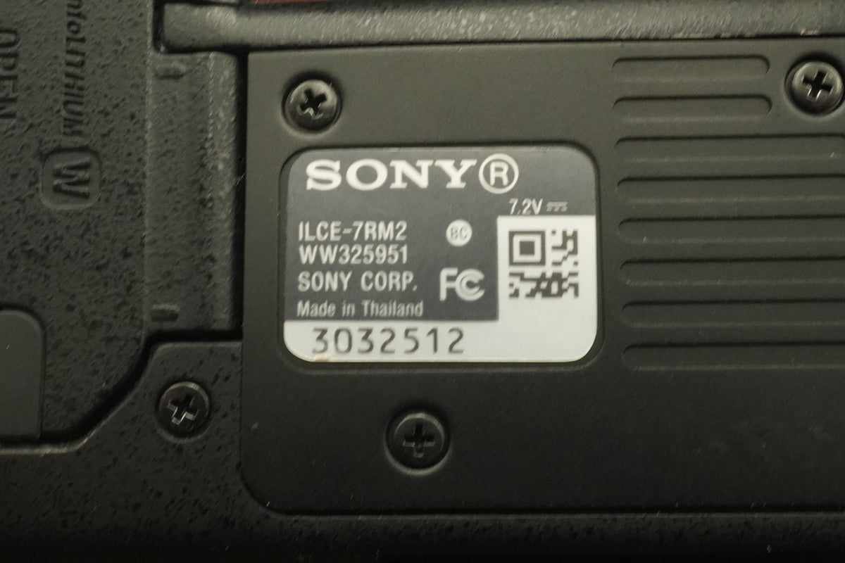 Sony ILCE-7RM2 A7R II Digital SLR Camer -18861 cuts- #12007