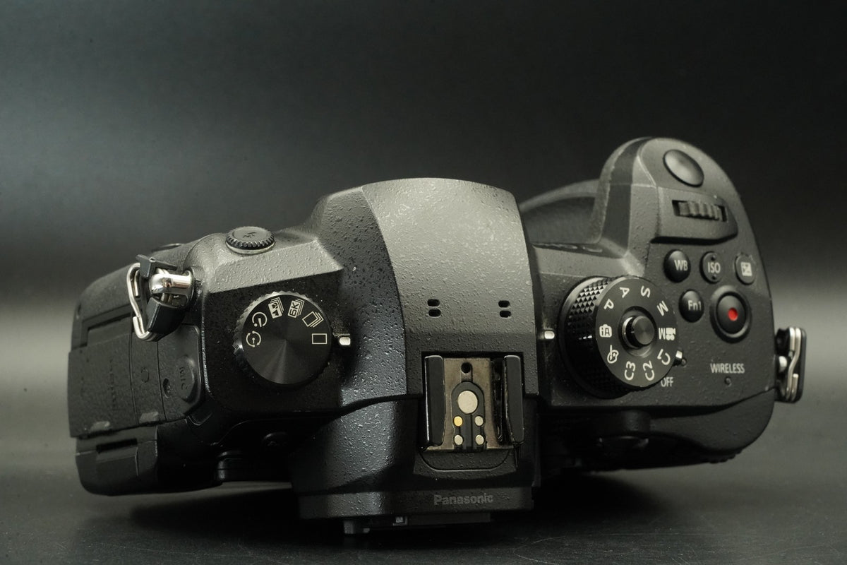 Panasonic Lumix DC-GH5 20.3MP Mirrorless Body #11788