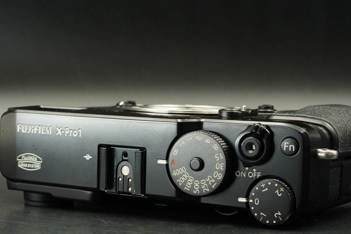 Fujifilm X-Pro1 Mirrorless Digital Camera Black US STOCK #12277