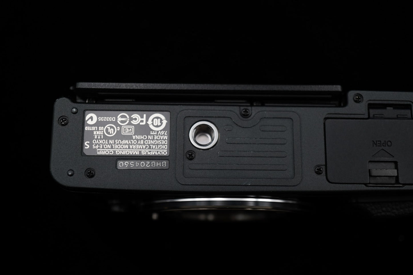 Olympus PEN E-P5 Black Body Wifi Digital Camera From CAL US Duty Paid 9587