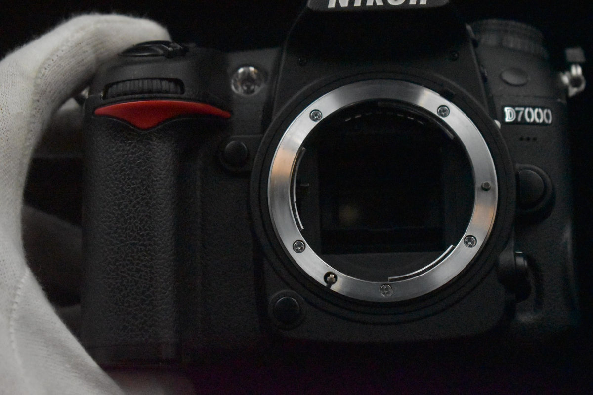 [US Duty Paid] Boîtier d'appareil photo reflex numérique Nikon D7000...