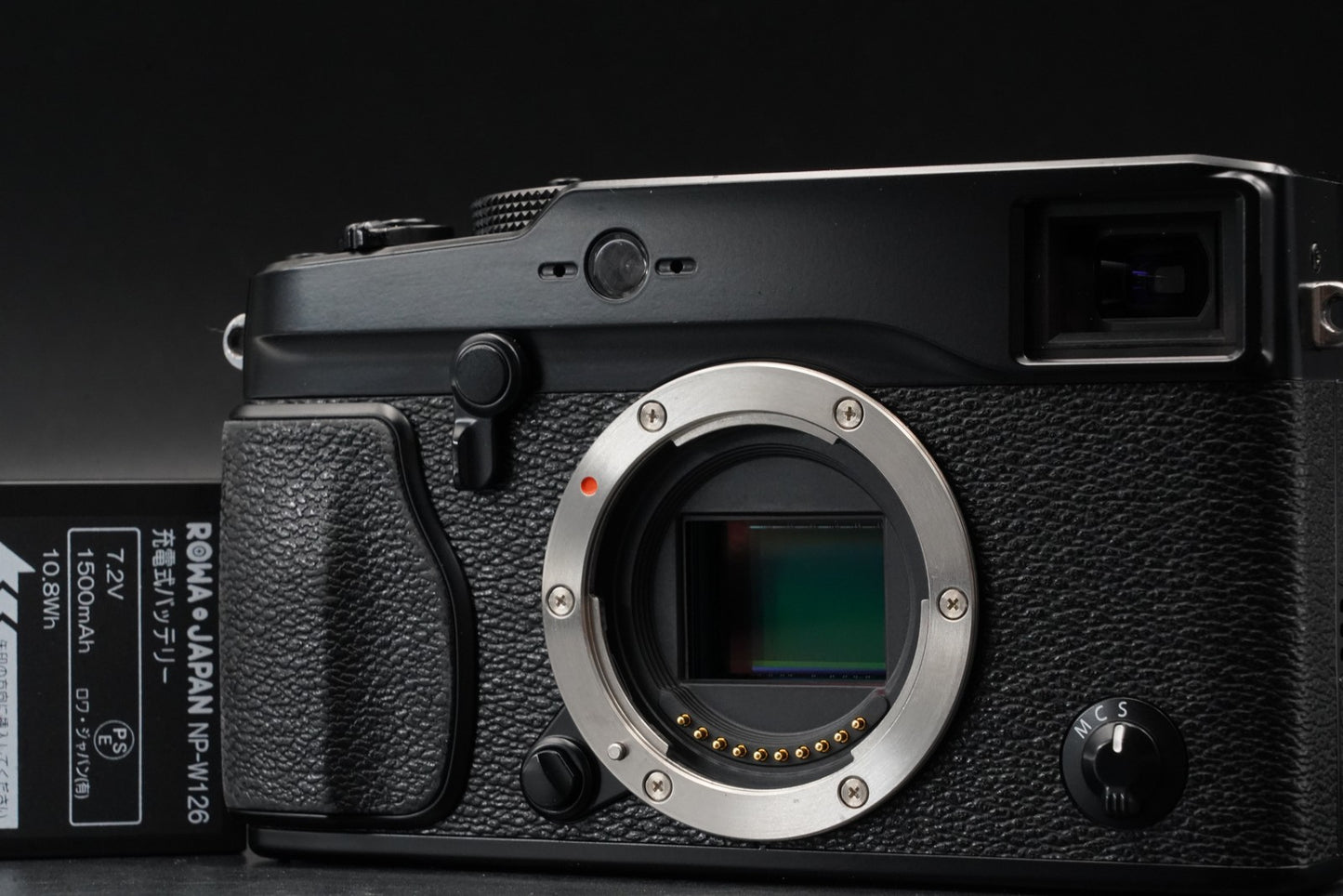 Fujifilm X-Pro1 Mirrorless Digital Camera Black US Duty Paid 11402
