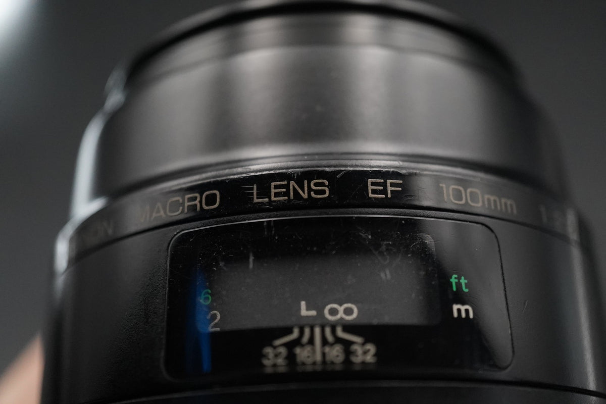 Canon EF 100mm f/2.8 Macro Portrait Prime AF Lens US STOCK #11272