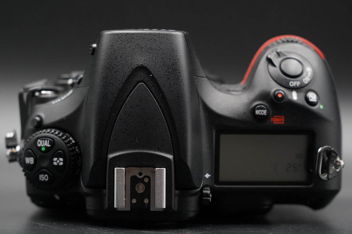 Nikon D810 FX D-SLR Digital Camera 36.3 MP US STOCK #10654